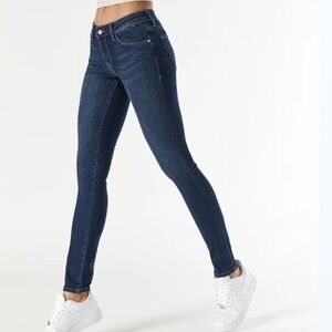 Mavi Alexa Skinny Jeans
Mid Rise | Dark Supersoft